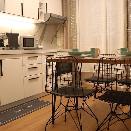Pine Apartment Тирана Экстерьер фото