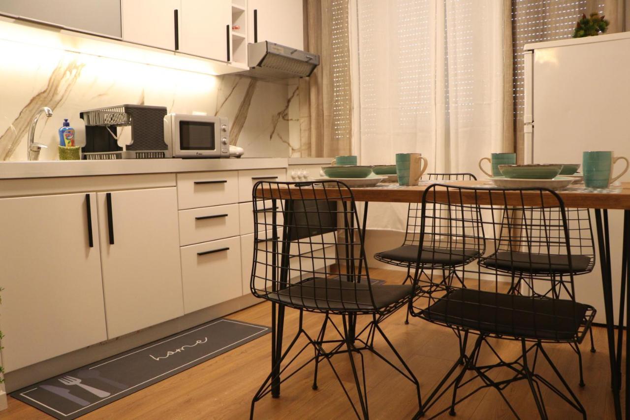 Pine Apartment Тирана Экстерьер фото