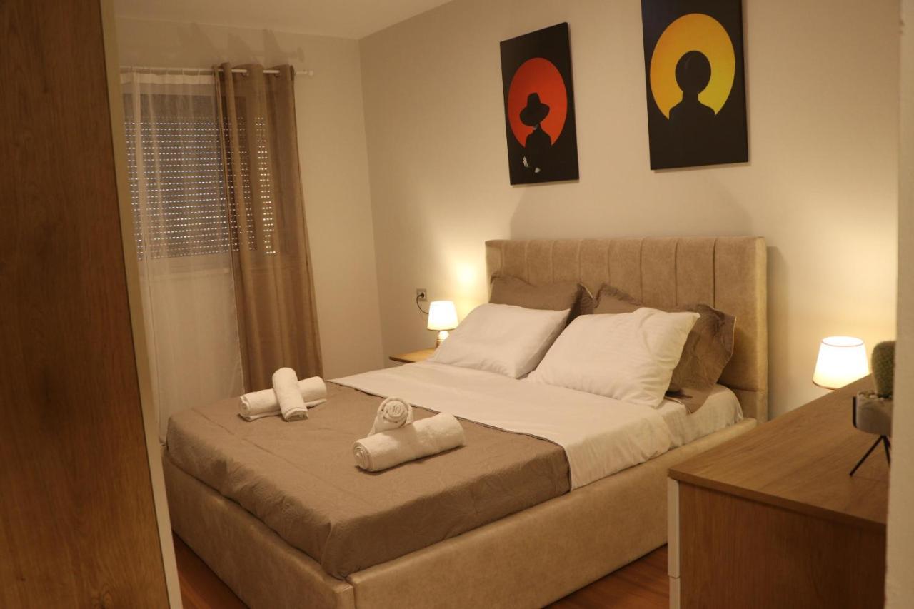 Pine Apartment Тирана Экстерьер фото