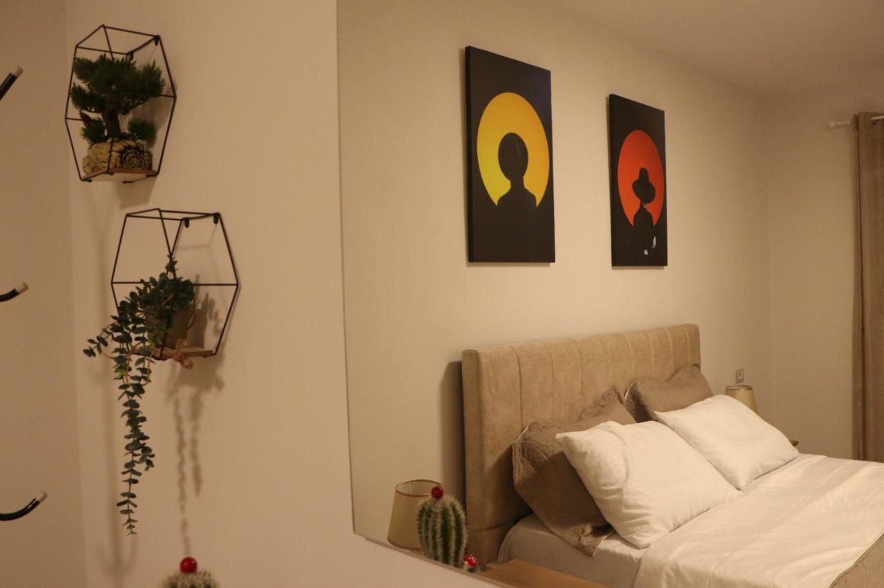 Pine Apartment Тирана Экстерьер фото